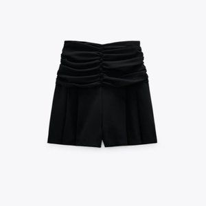 GATHERED SKORT